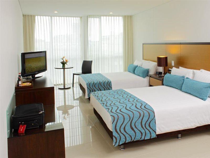 Estelar Alto Prado Barranquilla  Bagian luar foto A room at the hotel