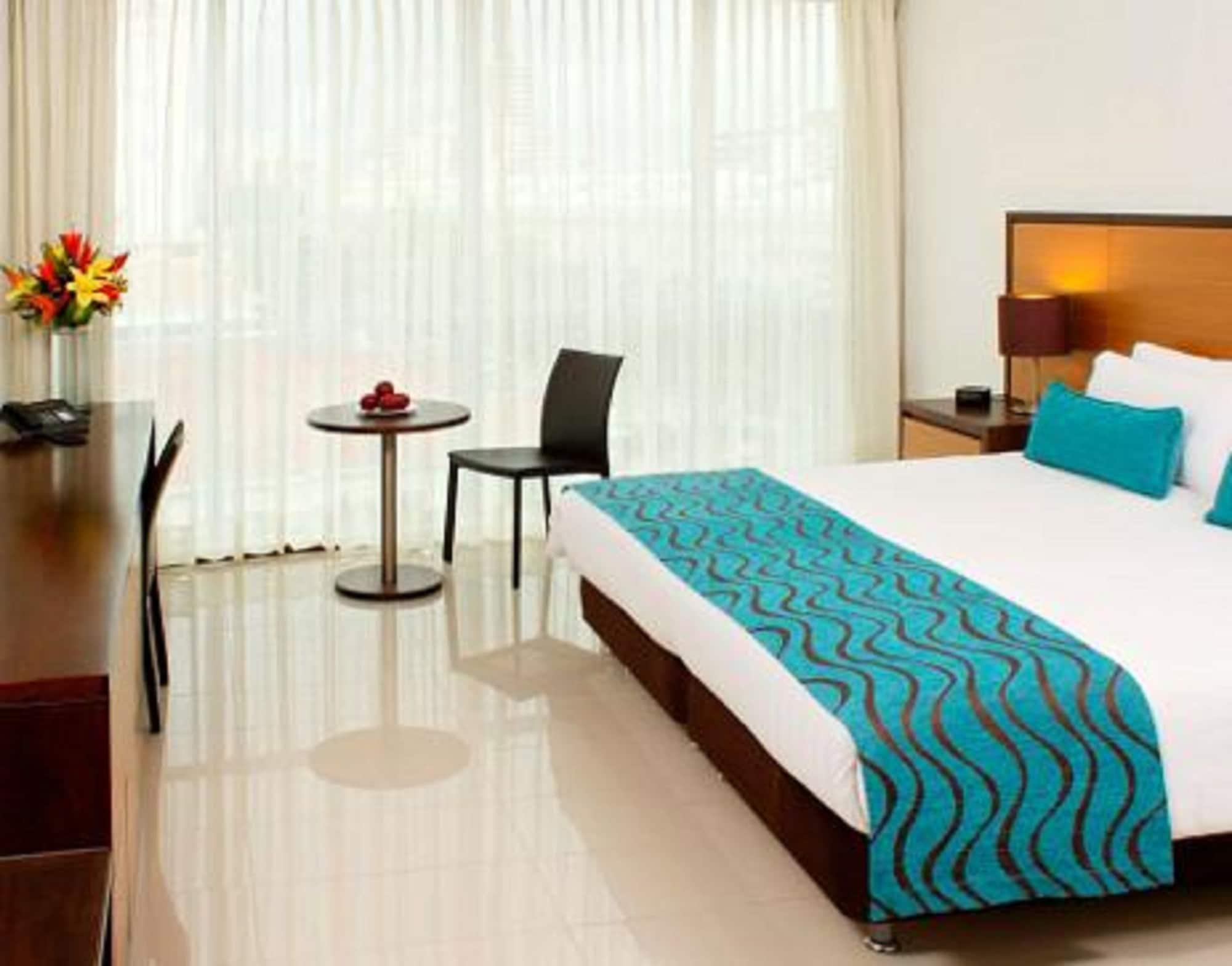 Estelar Alto Prado Barranquilla  Bagian luar foto A room at the hotel